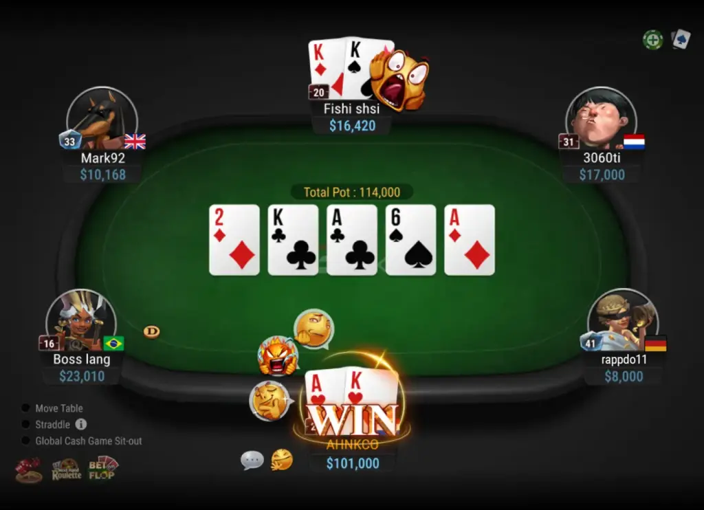 Hệ thống bài của game